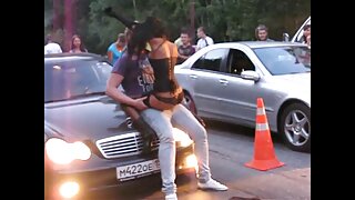 Том хөхт бор туулайн гашуун видео (Жули Кэй) - 2022-02-17 06:54:02