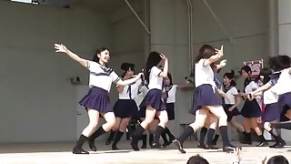 Миа Малкова 