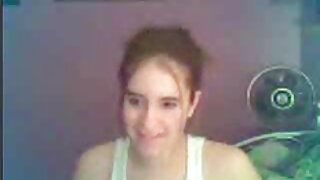 Гэмгүй 18 настай авдаг галзуу хатуу видео (Анна Мэй) - 2022-04-04 01:50:54