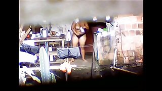 MILF баривчлах видео (Жонни Синс) - 2022-02-18 14:24:42